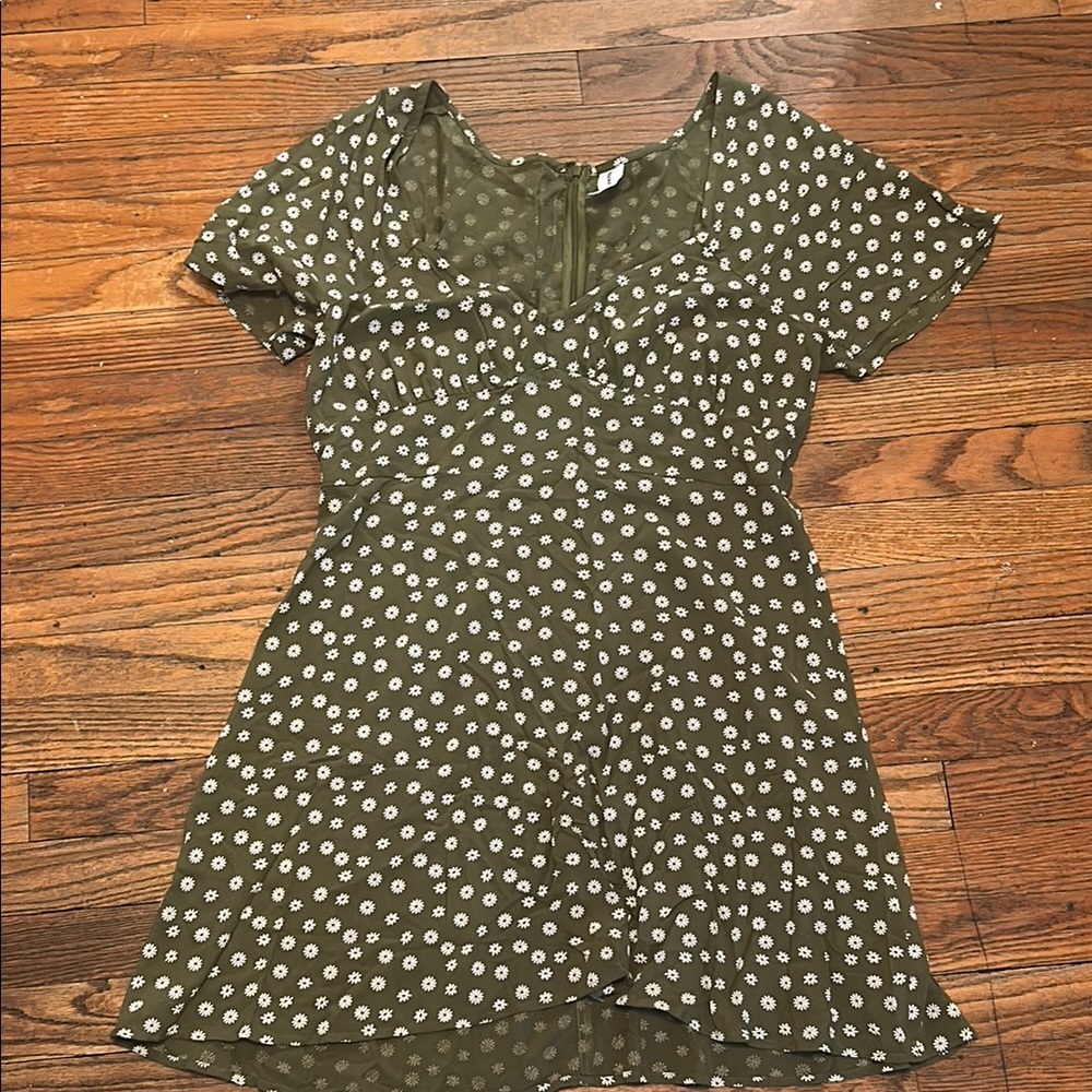 Abound Ditsy Floral Mid thigh length Green Dress size large